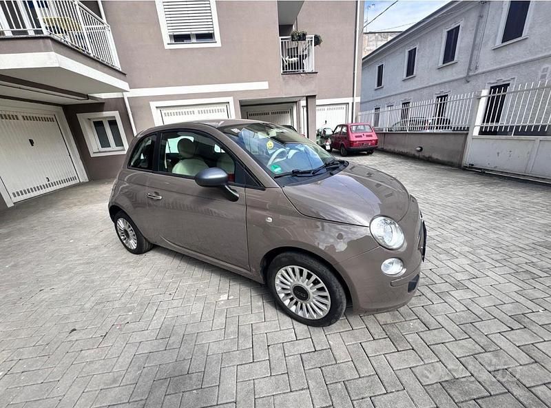 Usata Fiat 500 Lounge 69 CV (50 kW) 2008 Marrone Berlina