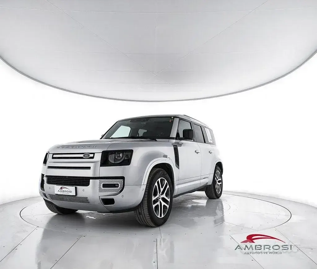 Usata Land Rover Defender SE 250 CV (183 kW) 2023 SUV