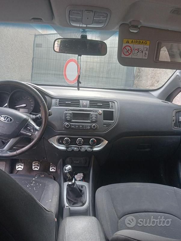 Usata Kia Rio 2014 Bianco Berlina