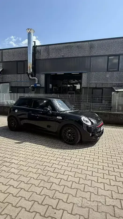 Usata Mini Cooper S 192 CV (141 kW) 2016 Nero Utilitaria