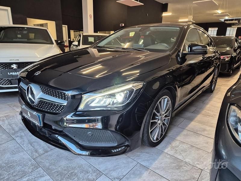 Usata Mercedes CLA200 136 CV (100 kW) 2017 Nero Berlina