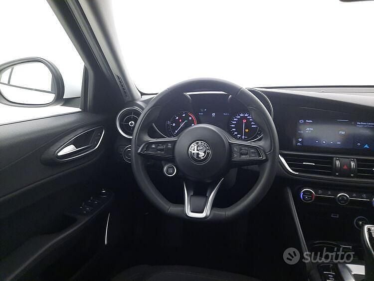 Usata Alfa Romeo Giulia Business 160 CV (117 kW) 2021 Bianco Berlina