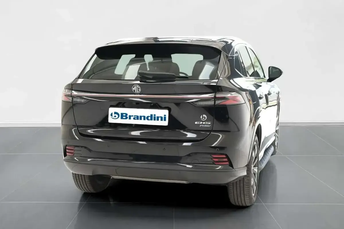Nuova MG HS Luxury 143 CV (105 kW) 2026 Pebble black SUV