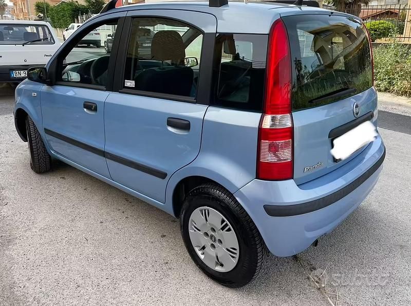 Usata Fiat Panda 2005 Blu Utilitaria