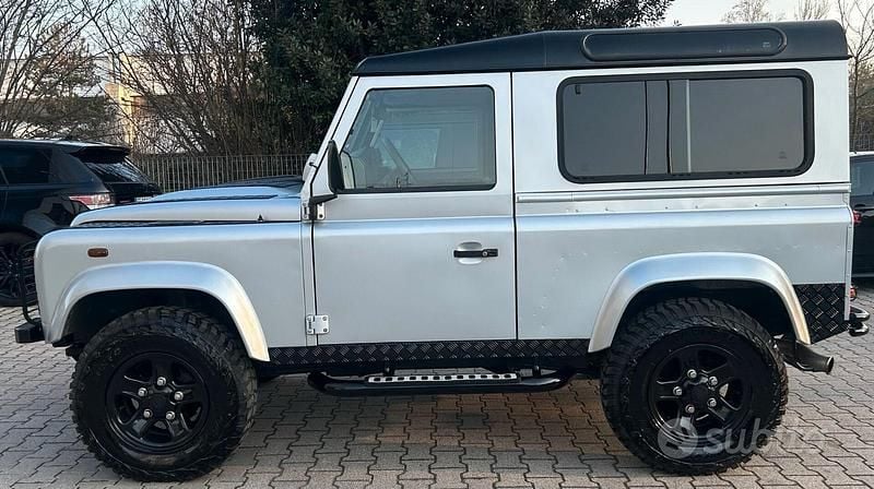 Usata Land Rover Defender S 122 CV (89 kW) 2008 Grigio Station wagon