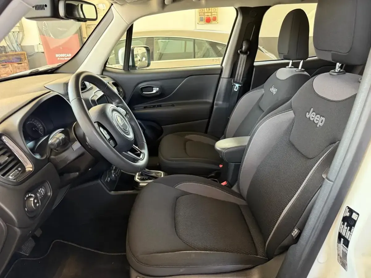 Usata Jeep Renegade Limited 130 CV (95 kW) 2022 Bianco SUV