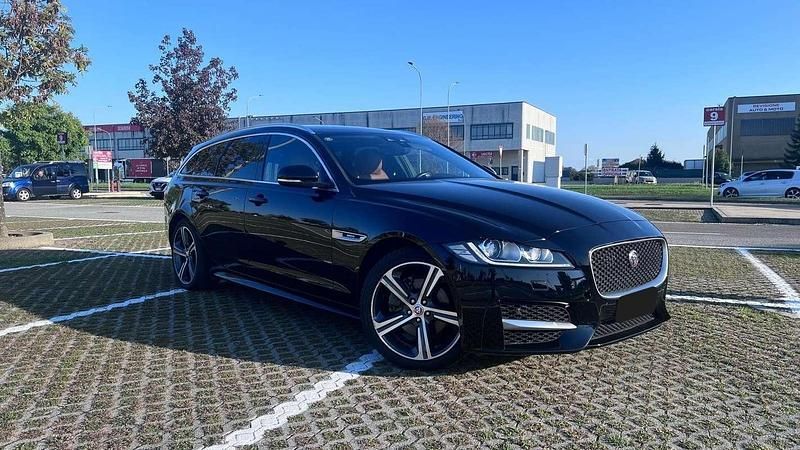 Usata 2020 Jaguar XF Sportbrake R-Sport Station wagon | 15.900 € (Buon prezzo) - Immagine 1/4