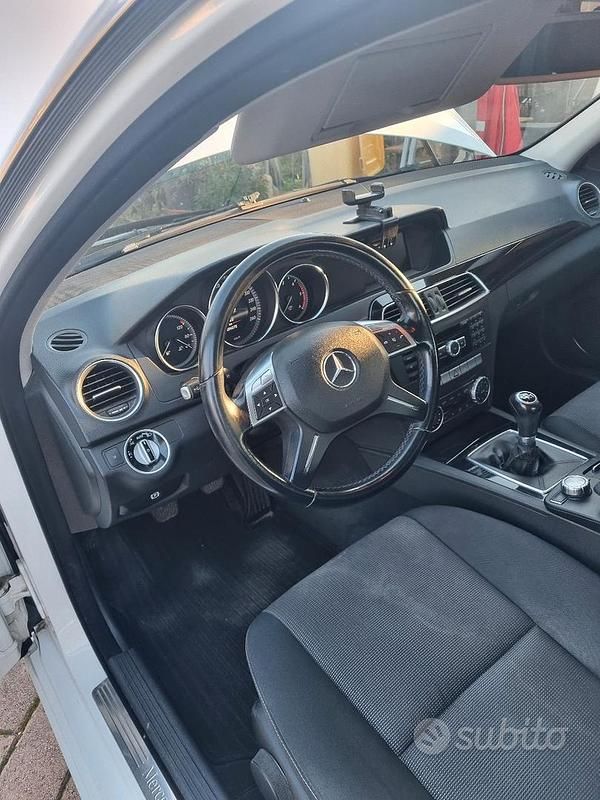 Usata Mercedes C200 2014 Bianco Berlina