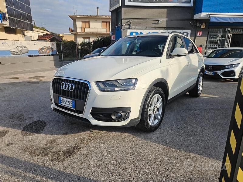 Bianco Usata 2012 Audi Q3 Advanced Plus SUV | 11.900 € (Buon prezzo) - Immagine 1/4