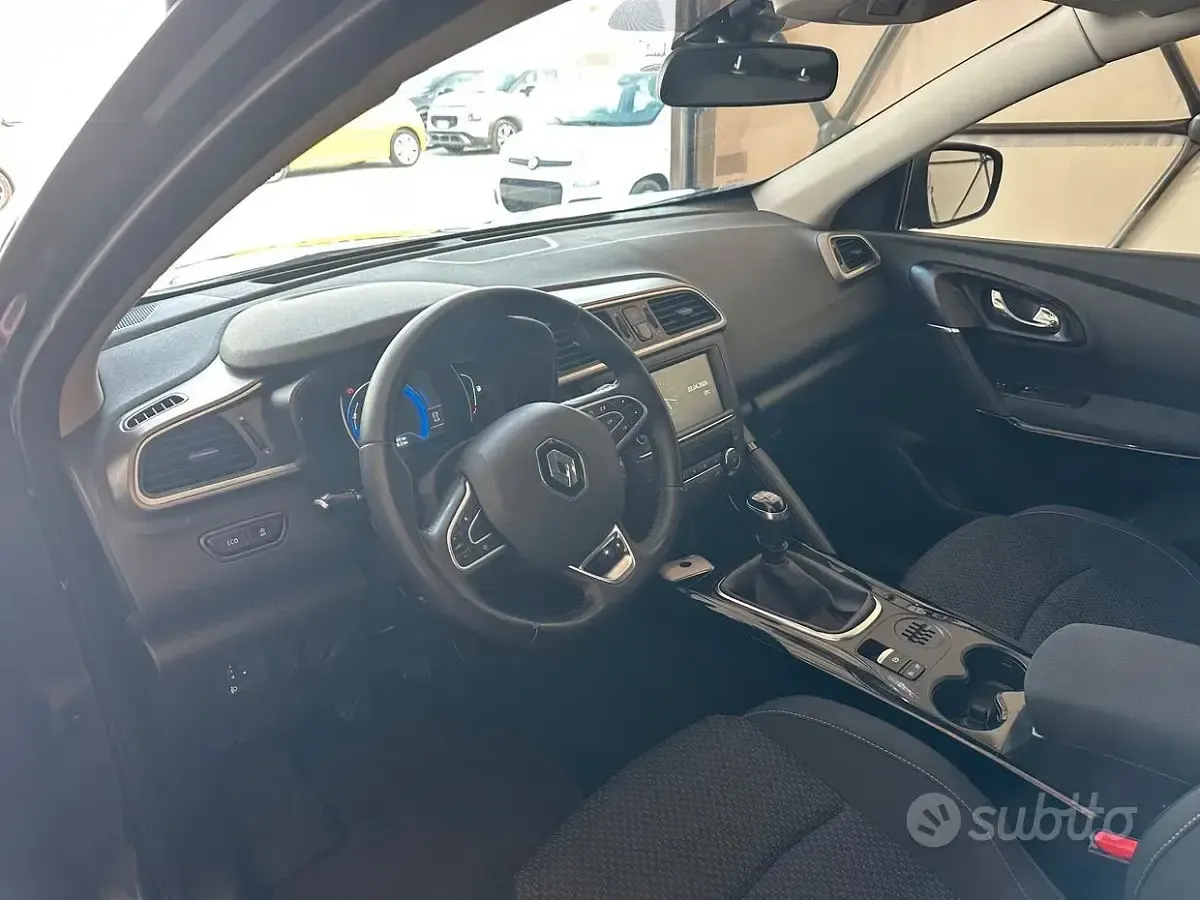 Second-hand Renault Kadjar Intens 110 CP (80 kW) 2016 Gri SUV