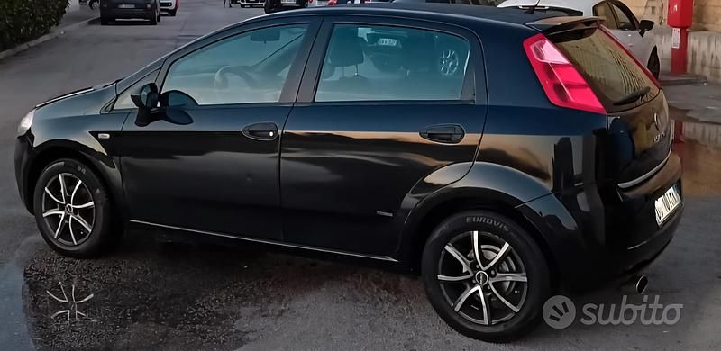 Usata Fiat Grande Punto 2006 Nero Utilitaria