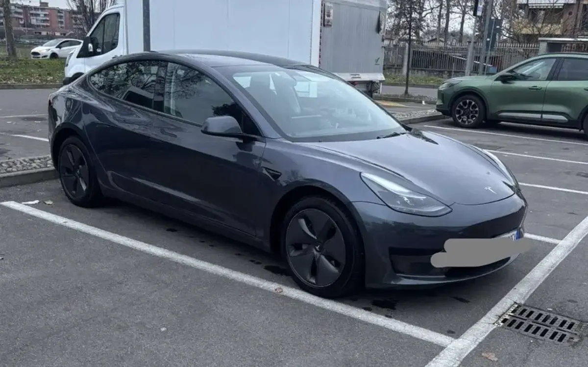 Usata Tesla Model 3 Standard Range 88 kW (120 CV) 2023 Berlina