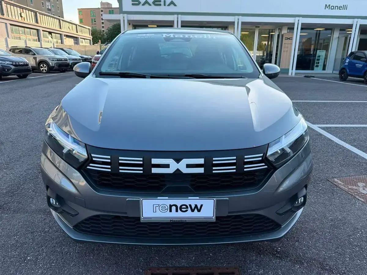 Usata Dacia Sandero Expression 101 CV (74 kW) 2025 Grigio Berlina
