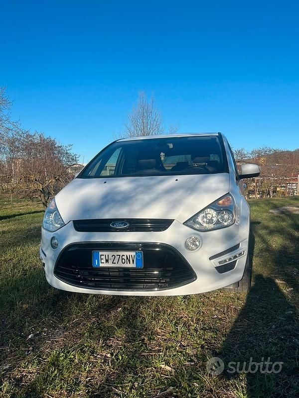 Usata Ford S-MAX Business Edition 163 CV (119 kW) 2014 Bianco Monovolume