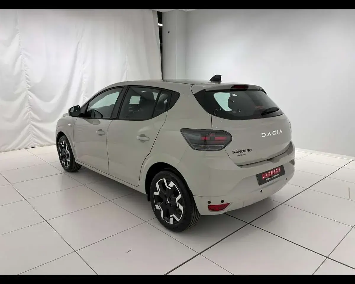Nuova Dacia Sandero Journey 122 CV (89 kW) 2026 Sandstone Berlina