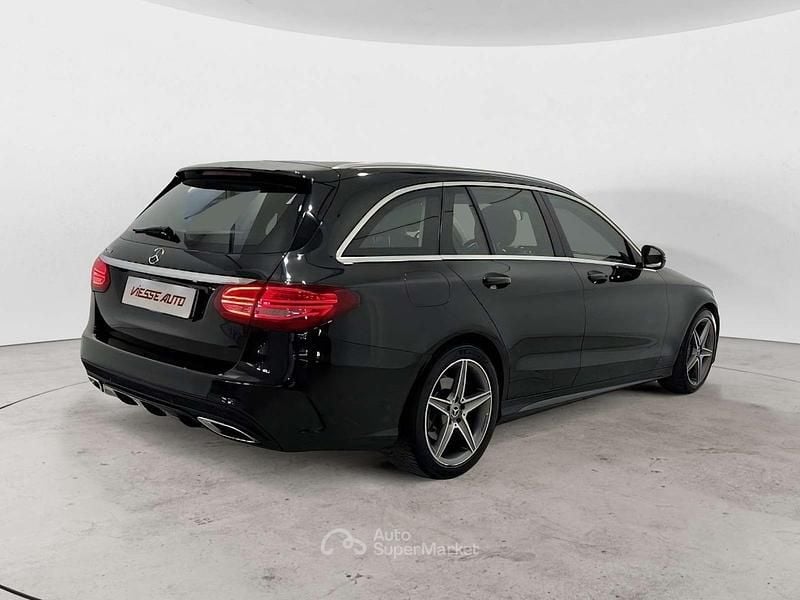 Usata Mercedes C220 Premium 170 CV (125 kW) 2018 Nero Station wagon