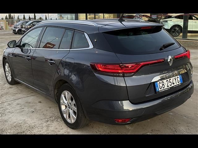 Usata Renault Mégane IV Business 160 CV (117 kW) 2020 Grigio Station wagon