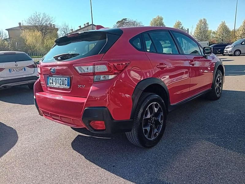 Usata Subaru XV Style 114 CV (83 kW) 2020 Rosso SUV