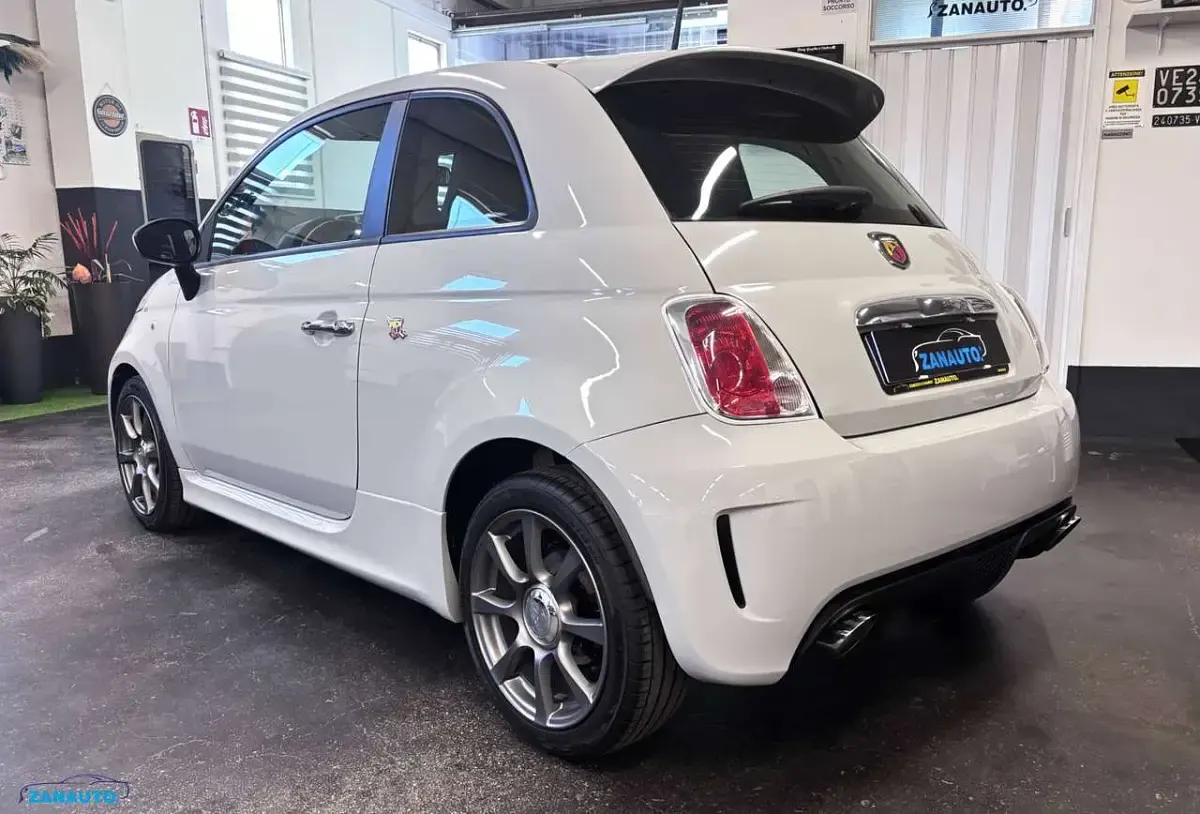 Usata Abarth 595 140 CV (102 kW) 2015 Grigio campovolo Coupé