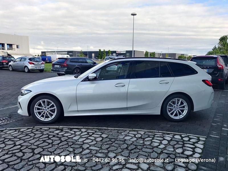 Usata BMW 318 Advantage 150 CV (110 kW) 2022 Bianco Station wagon
