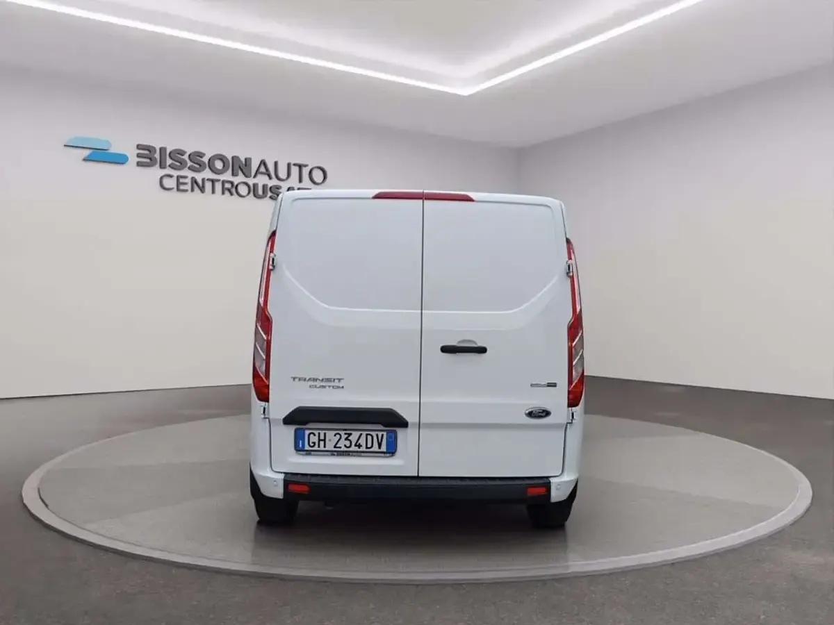 Usata Ford Transit Custom Trend 131 CV (96 kW) 2021 Bianco frozen Furgone