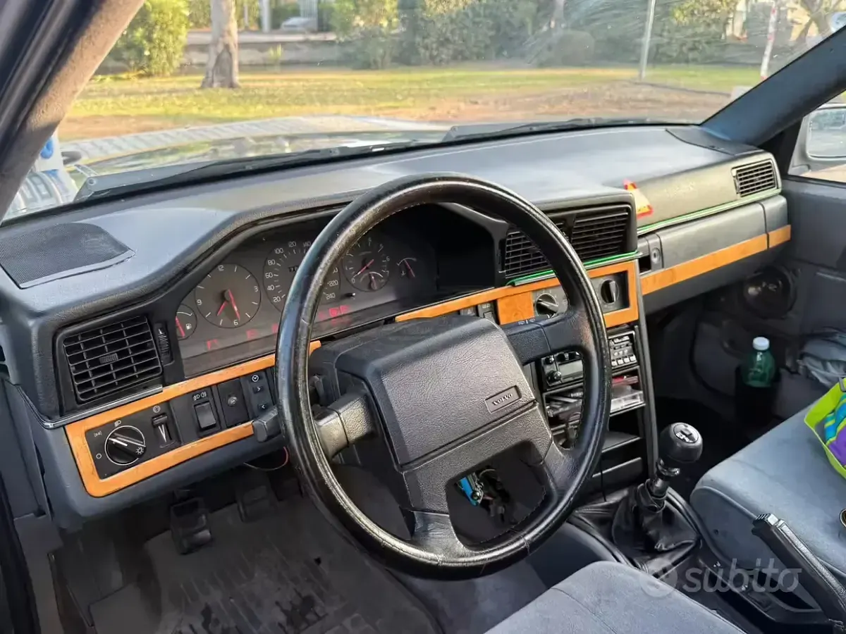 Usata Volvo 960 190 CV (139 kW) 1990 Grigio Berlina