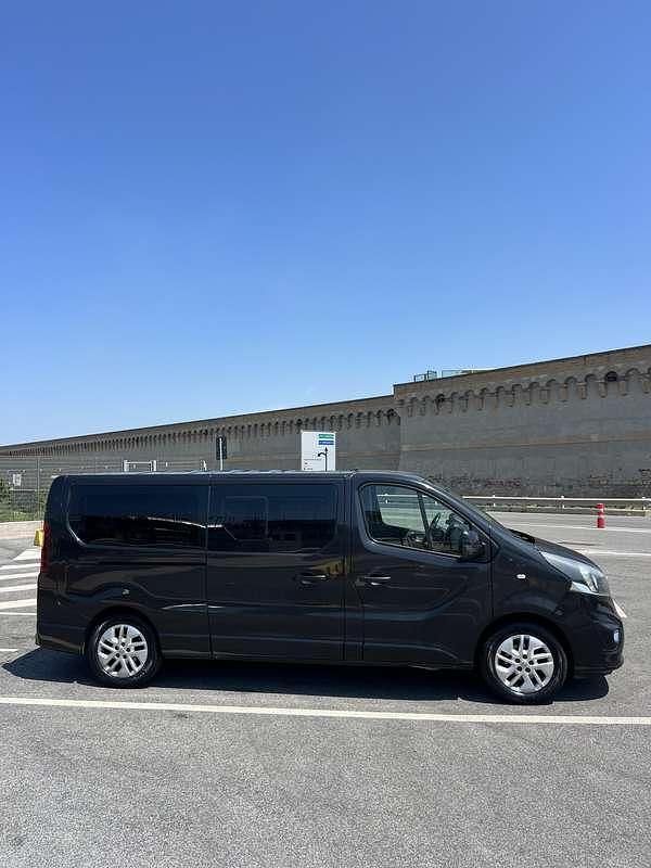 Usata Opel Vivaro Sport 125 CV (91 kW) 2017 Monovolume