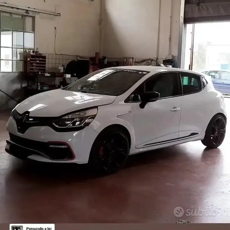 Usata Renault Clio IV 200 CV (147 kW) 2013 Bianco Berlina