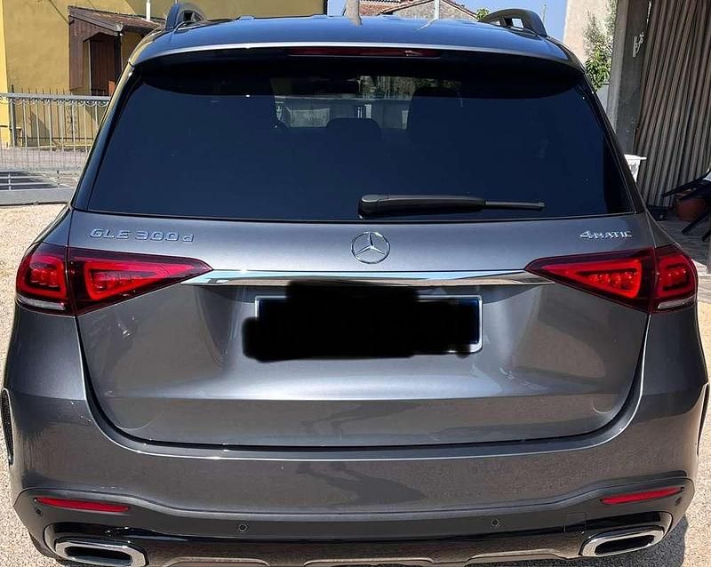 Usata Mercedes GLE300 272 CV (200 kW) 2023 SUV
