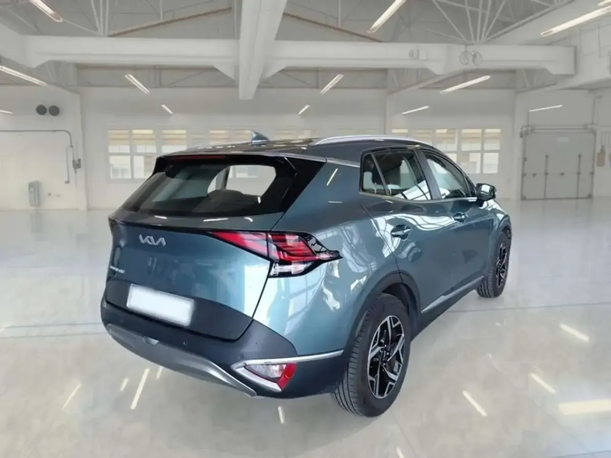 Usata Kia Sportage 136 CV (100 kW) 2023 Grigio SUV