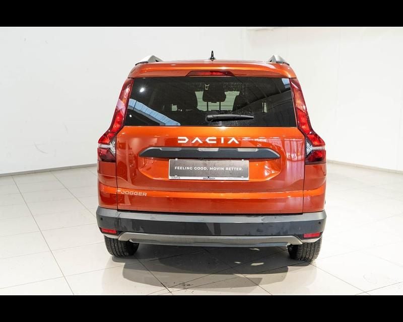 Usata Dacia Jogger Extreme 101 CV (74 kW) 2023 Arancione Monovolume