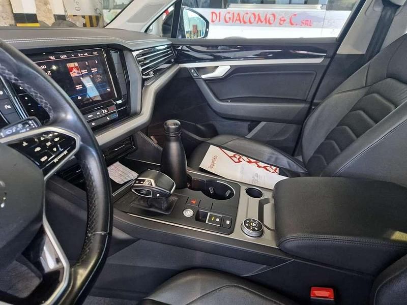 Usata VW Touareg Executive 231 CV (169 kW) 2021 Nero SUV