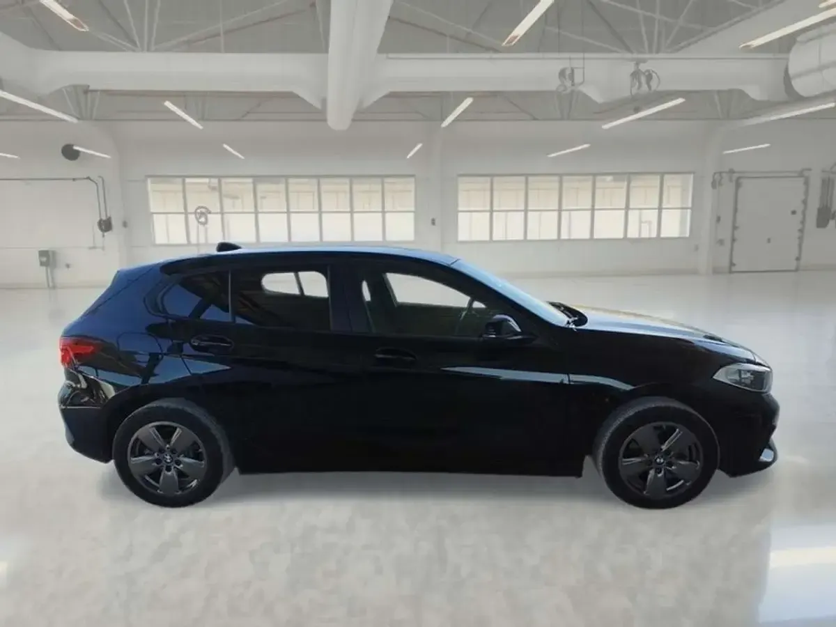 Usata BMW 116 Advantage 116 CV (85 kW) 2023 Nero Utilitaria