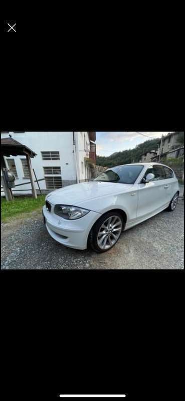 Usata 2009 BMW 123 Efficient Dynamics Due volumi | 7700 € (Buon prezzo) - Immagine 1/4