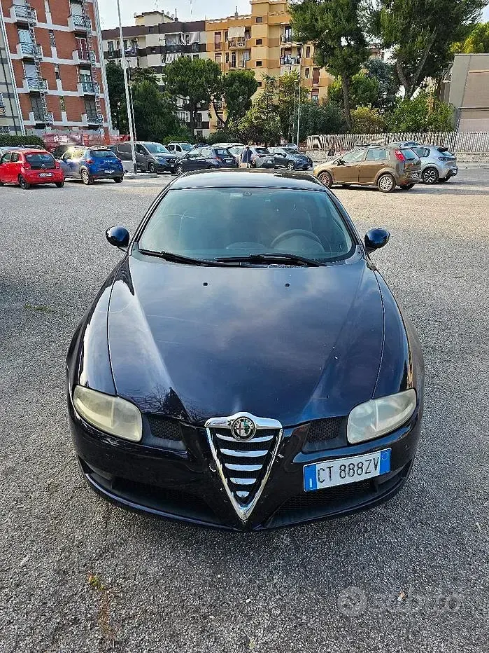 Usata Alfa Romeo GT 150 CV (110 kW) 2005 Viola Coupé