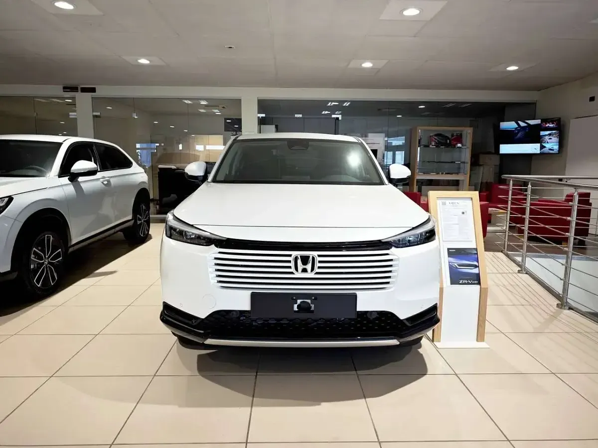 Nuova Honda HR-V 107 CV (78 kW) 2026 Platinum white SUV