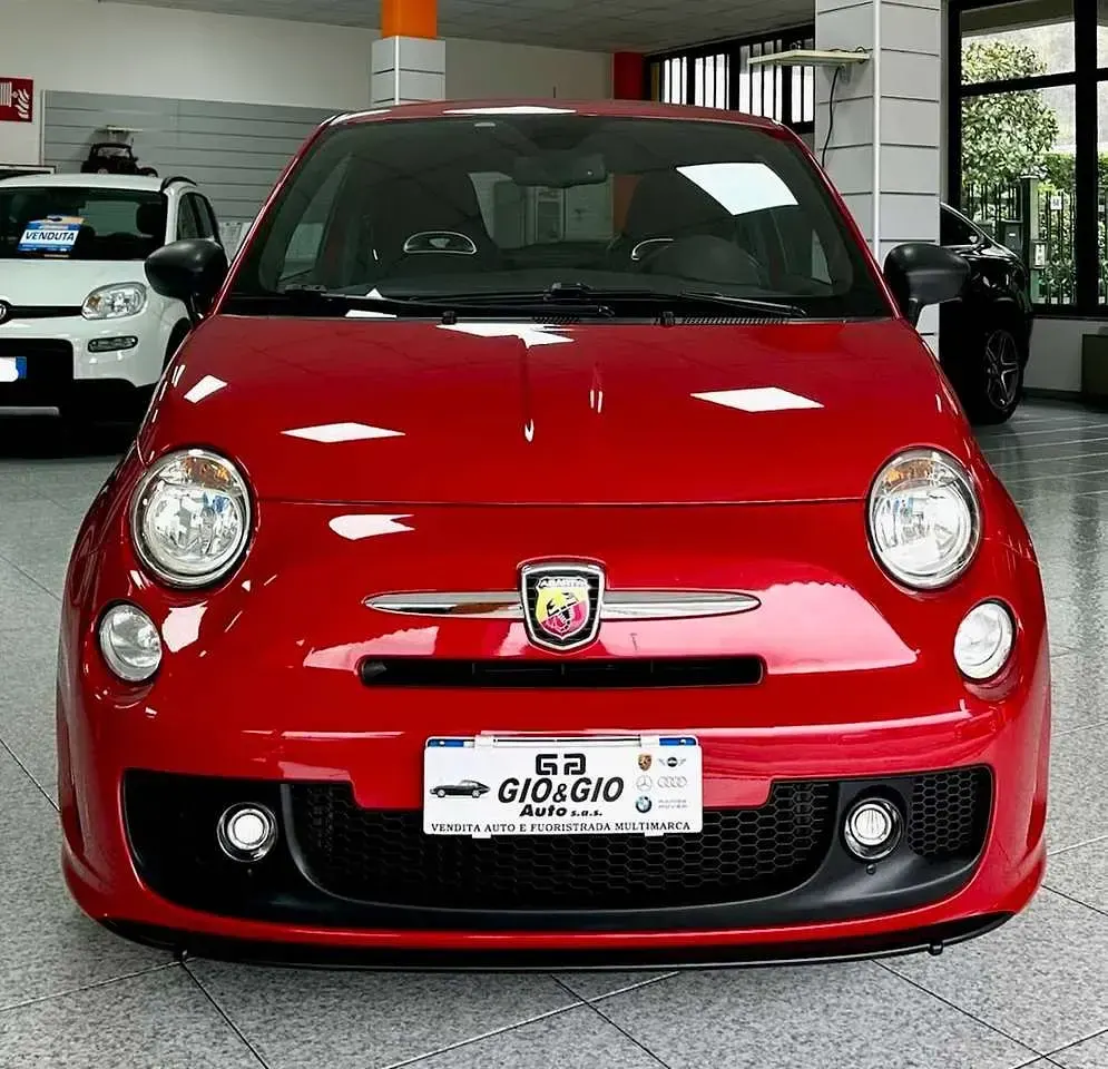 Usata Abarth 595 Custom 135 CV (99 kW) 2015 Rosso Utilitaria