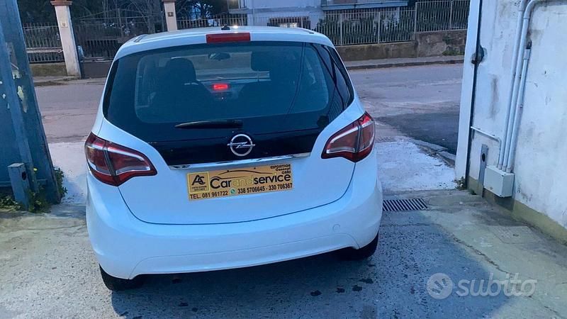 Usata Opel Meriva Cosmo 120 CV (88 kW) 2014 Bianco Monovolume