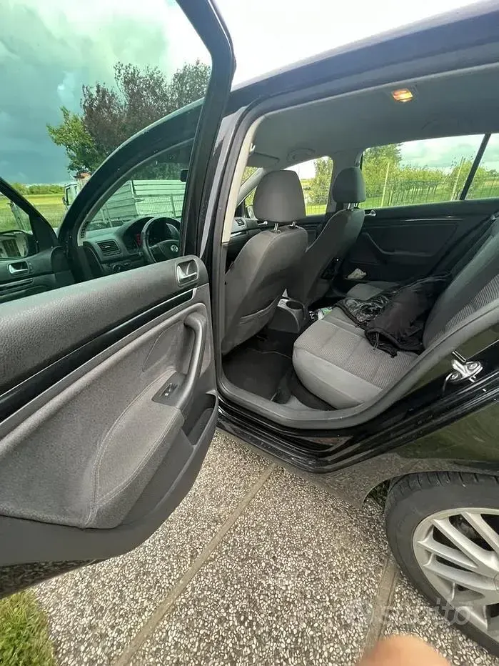 Usata VW Golf V GTI 140 CV (102 kW) 2007 Nero Berlina