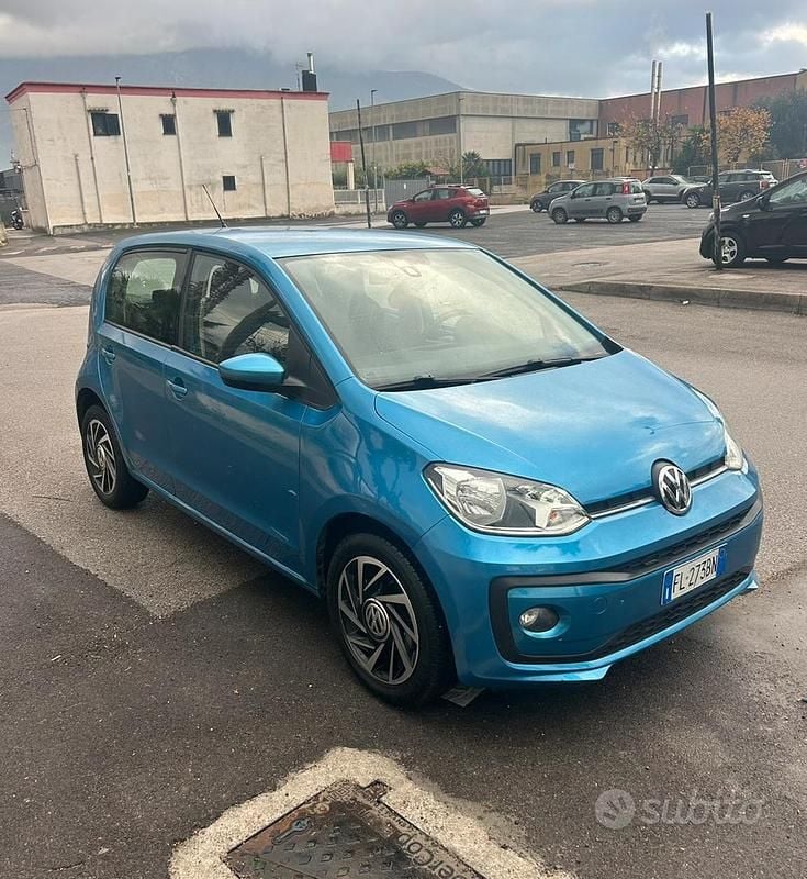 Usata VW up! 68 CV (50 kW) 2018 Utilitaria
