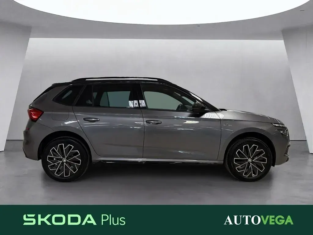 Usata Skoda Kamiq Monte Carlo 150 CV (110 kW) 2023 Grigio / pastello SUV