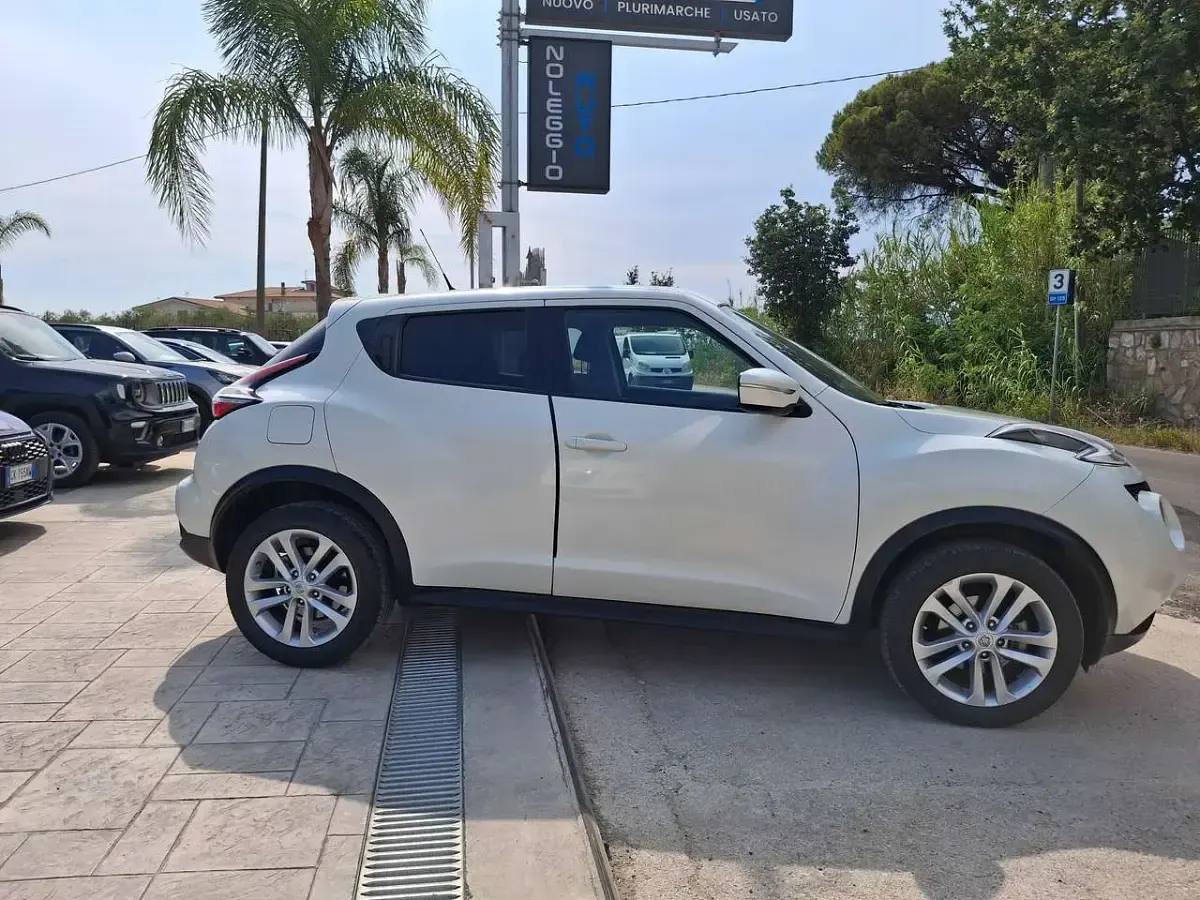 Usata Nissan Juke Tekna 110 CV (80 kW) 2015 Bianco SUV