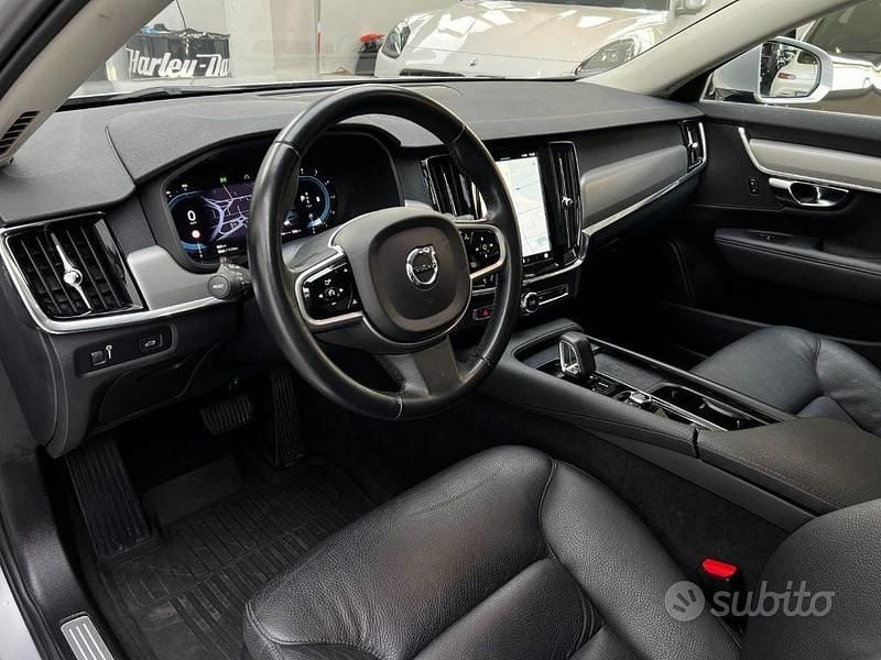 Usata Volvo V90 Momentum 197 CV (144 kW) 2021 Grigio Station wagon