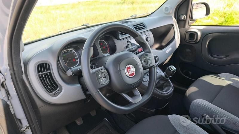 Usata Fiat Panda 85 CV (62 kW) 2022 Nero Berlina
