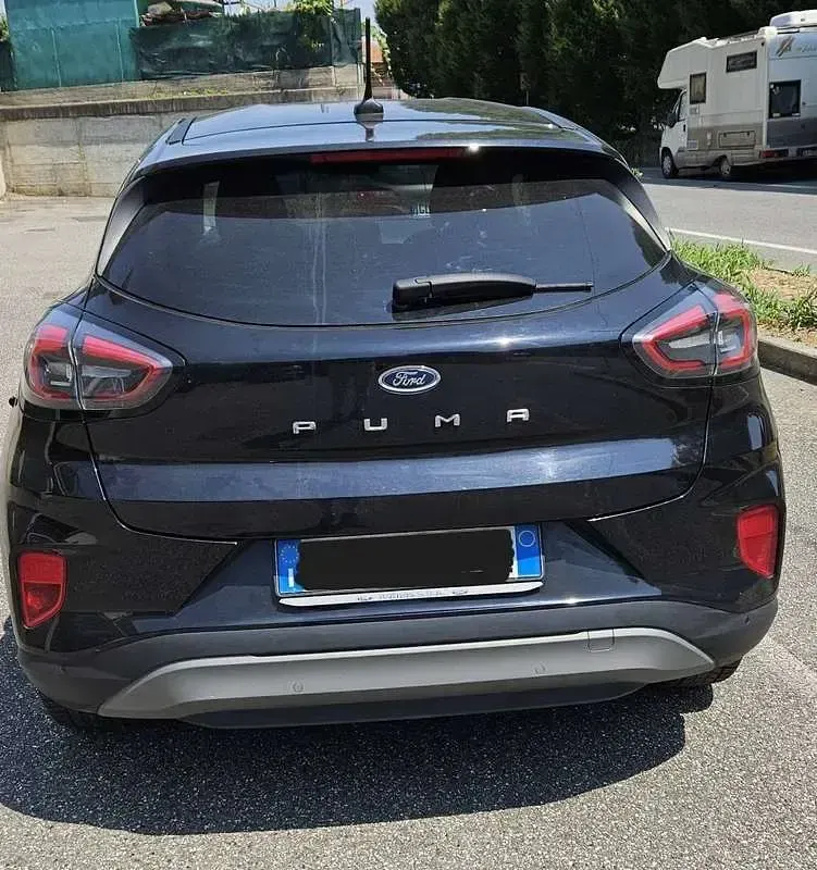 Usata Ford Puma Titanium 120 CV (88 kW) 2022 Nero SUV