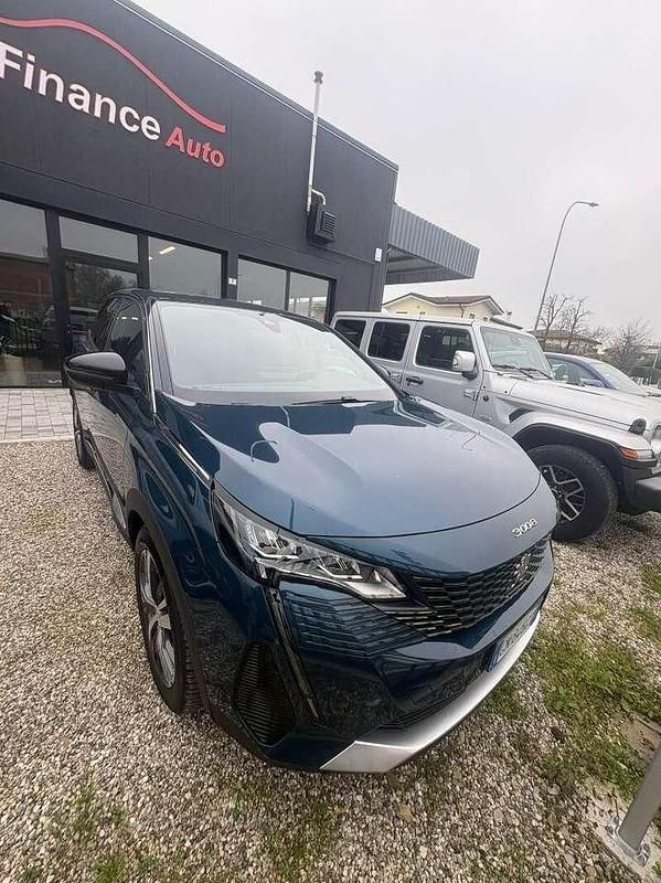 Usata Peugeot 3008 S 131 CV (96 kW) 2023 Other SUV
