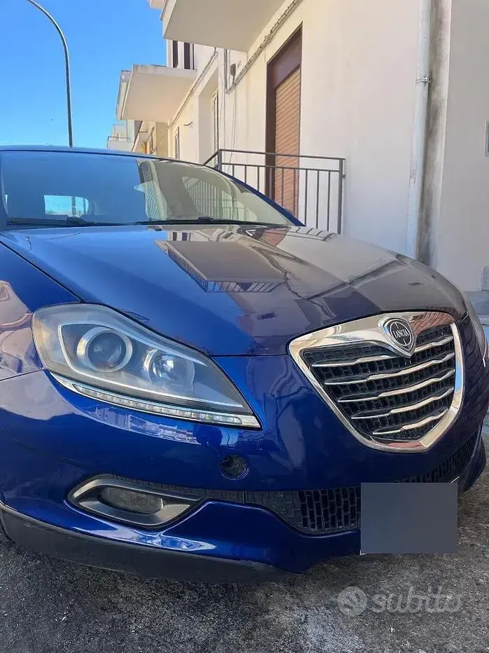 Usata Lancia Delta 120 CV (88 kW) 2008 Utilitaria
