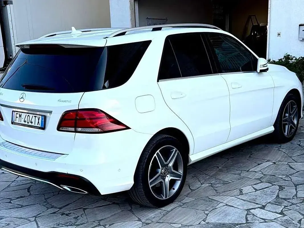 Usata Mercedes GLE250 Premium Plus 204 CV (150 kW) 2018 Bianco SUV