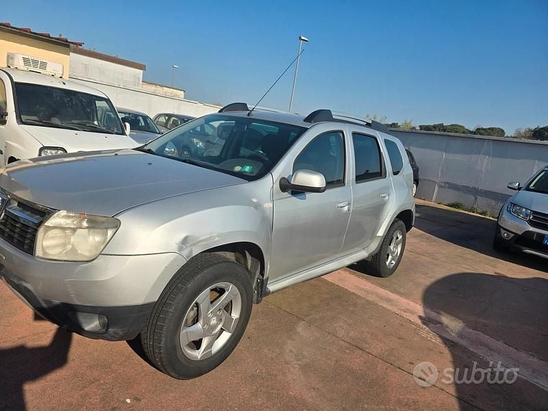 Usata Dacia Duster Lauréate 110 CV (80 kW) 2013 Grigio SUV