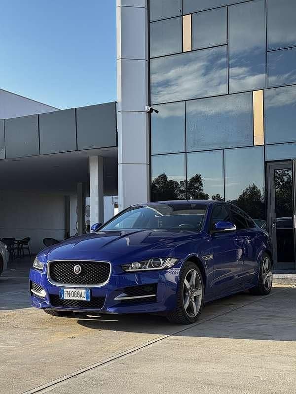 Usata Jaguar XE R-Sport 241 CV (177 kW) 2018 Berlina